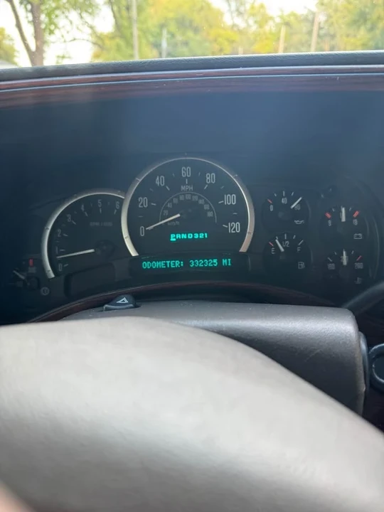 2004 Cadillac Escalade & EXT 2nd Gen - Image 3 of 9