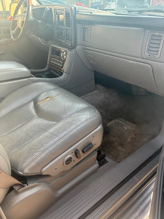 2004 Cadillac Escalade & EXT 2nd Gen - Image 8 of 10