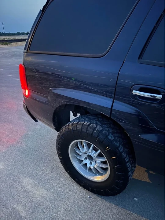 2004 Cadillac Escalade & EXT 2nd Gen - Image 4 of 13