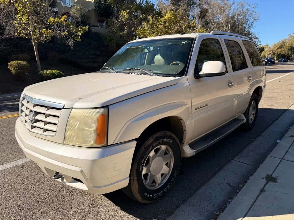2004 Cadillac Escalade & EXT 2nd Gen - Image 7 of 10