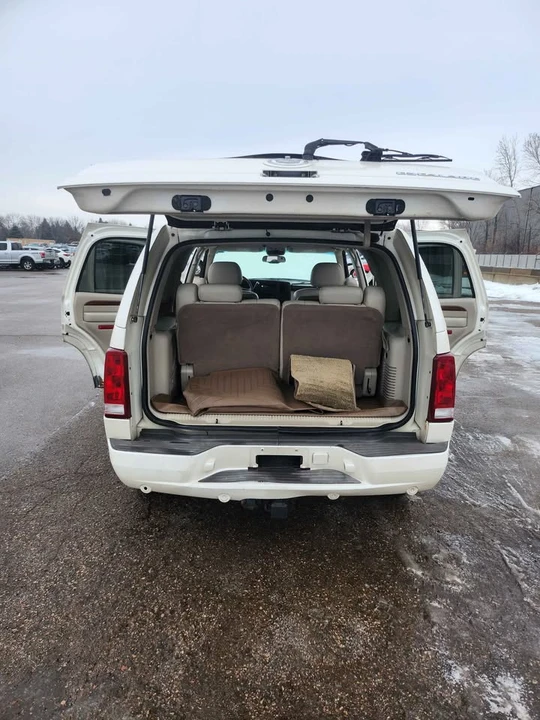 2004 Cadillac Escalade & EXT 2nd Gen - Image 14 of 17