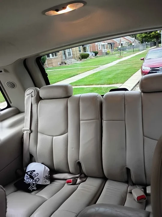 2004 Cadillac Escalade & EXT 2nd Gen - Image 7 of 10
