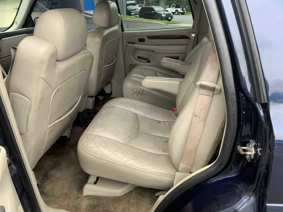 2004 Cadillac Escalade & EXT 2nd Gen - Image 6 of 6