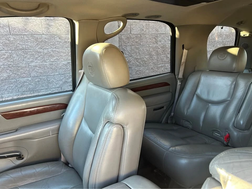 2004 Cadillac Escalade & EXT 2nd Gen - Image 5 of 9