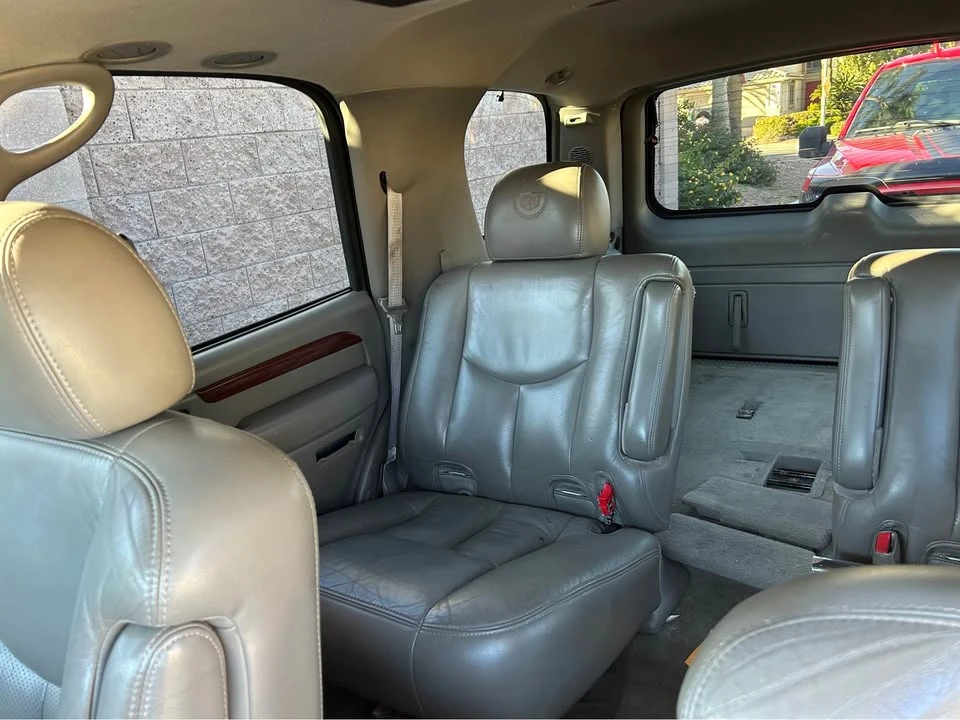 2004 Cadillac Escalade & EXT 2nd Gen - Image 8 of 9