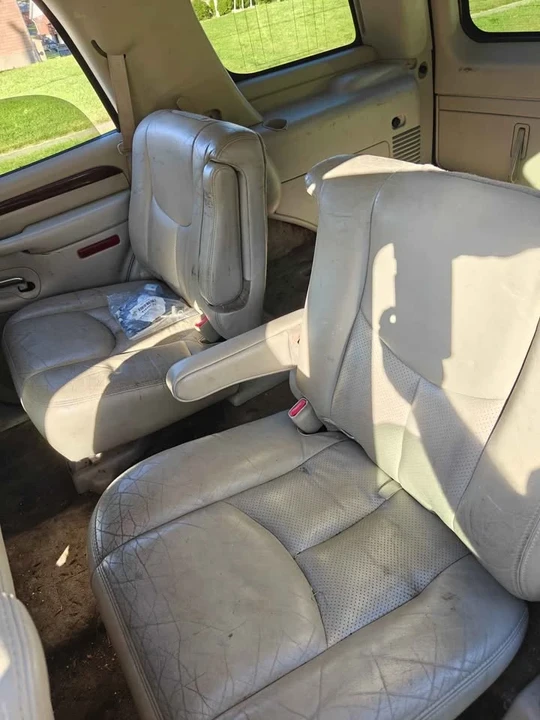 2004 Cadillac Escalade & EXT 2nd Gen - Image 7 of 10