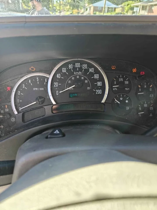 2004 Cadillac Escalade & EXT 2nd Gen - Image 10 of 10