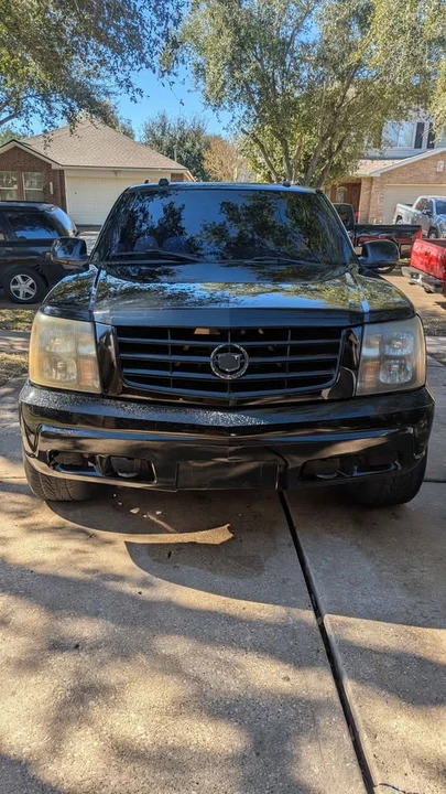2004 Cadillac Escalade & EXT 2nd Gen - Image 5 of 17