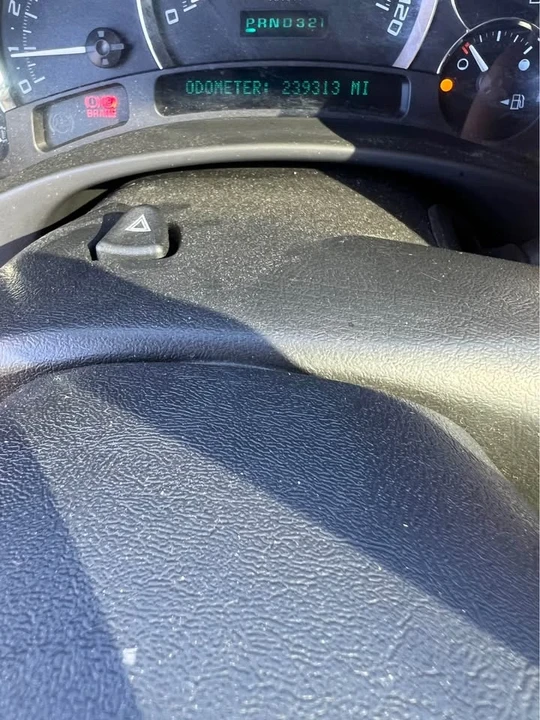 2004 Cadillac Escalade & EXT 2nd Gen - Image 5 of 5