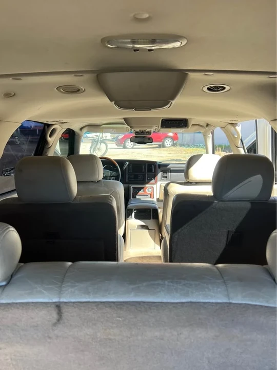 2004 Cadillac Escalade & EXT 2nd Gen - Image 3 of 5