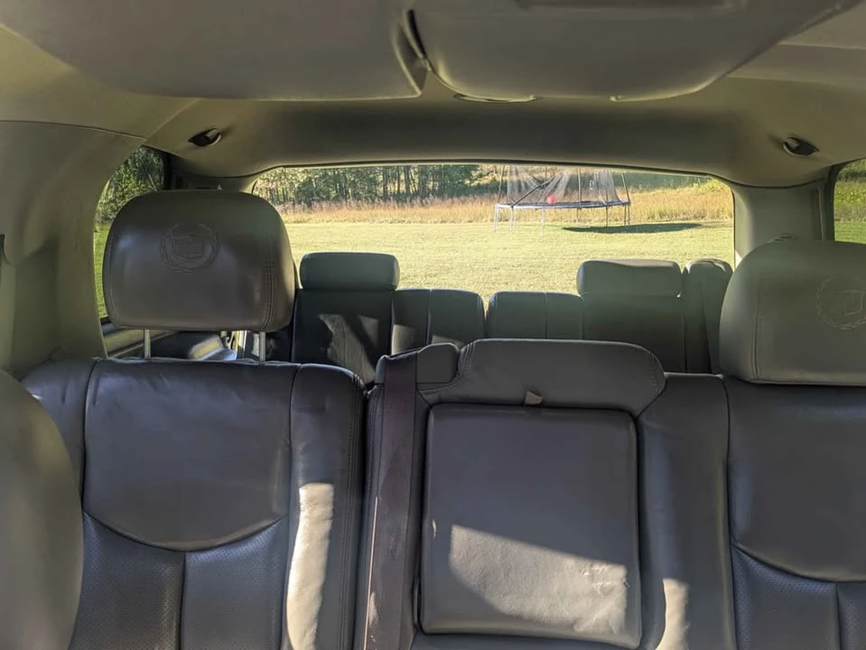 2004 Cadillac Escalade & EXT 2nd Gen - Image 10 of 20