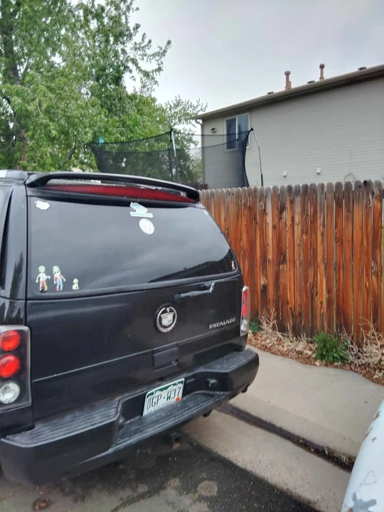2004 Cadillac Escalade & EXT 2nd Gen - Image 3 of 5