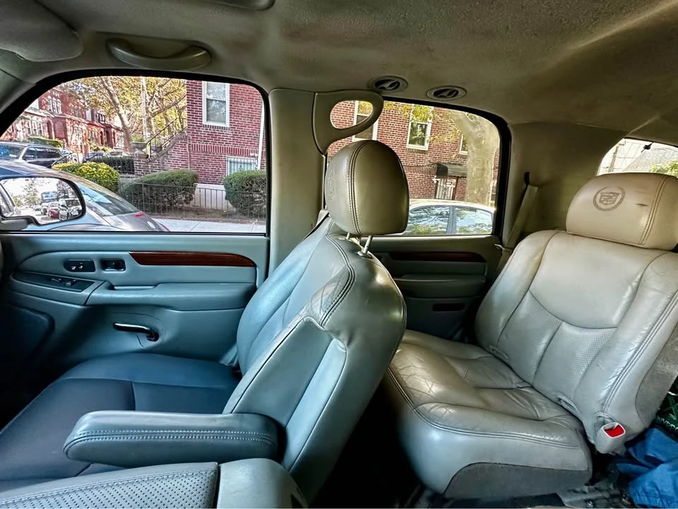 2004 Cadillac Escalade & EXT 2nd Gen - Image 8 of 10