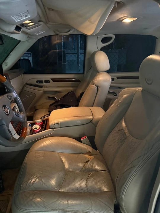 2004 Cadillac Escalade & EXT 2nd Gen - Image 3 of 6