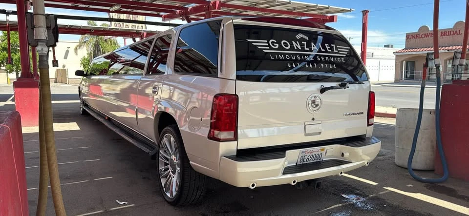 2004 Cadillac Escalade & EXT 2nd Gen - Image 5 of 11