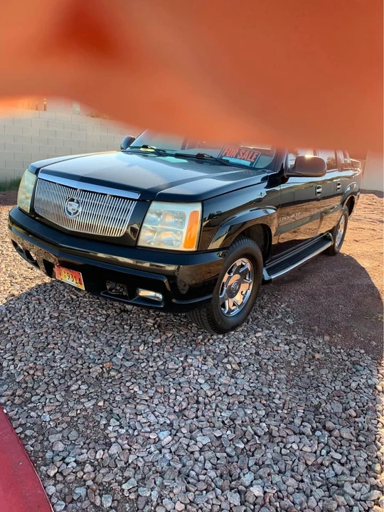 2004 Cadillac Escalade & EXT 2nd Gen - Image 3 of 12