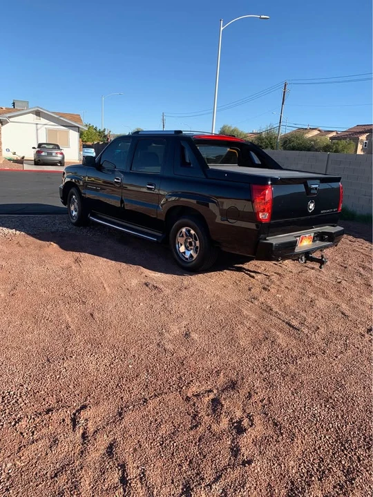 2004 Cadillac Escalade & EXT 2nd Gen - Image 5 of 12