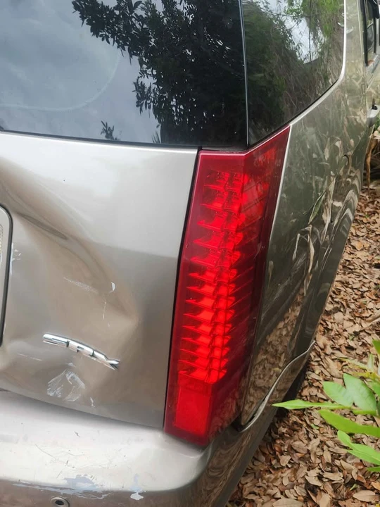 2004 Cadillac SRX - Image 4 of 6