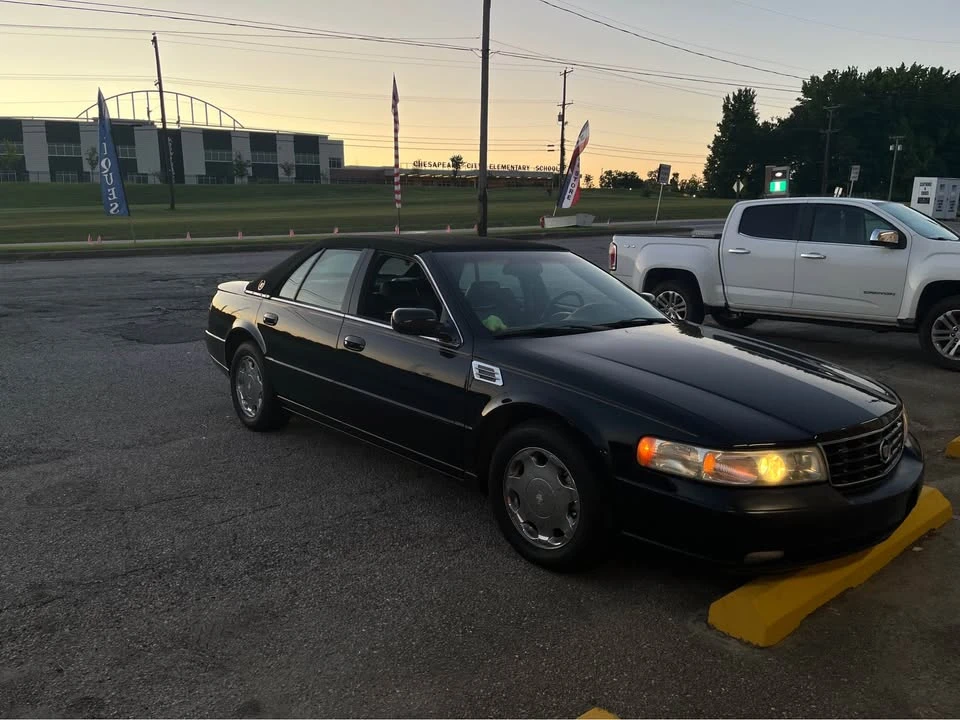 2004 Cadillac STS - Image 2 of 8