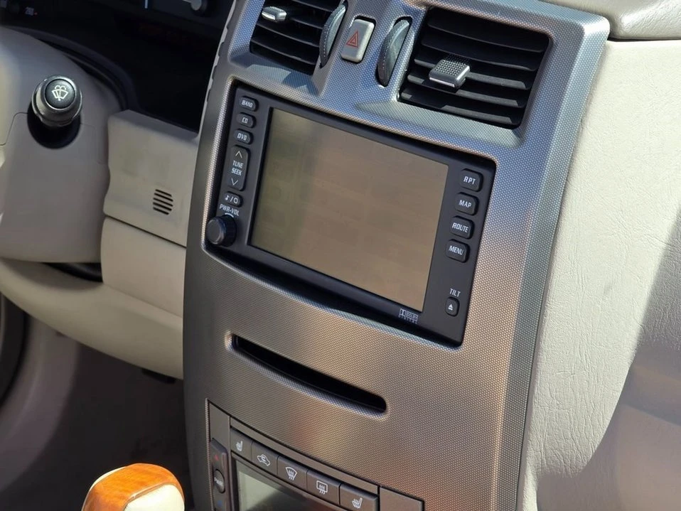 2004 Cadillac XLR - Image 18 of 20