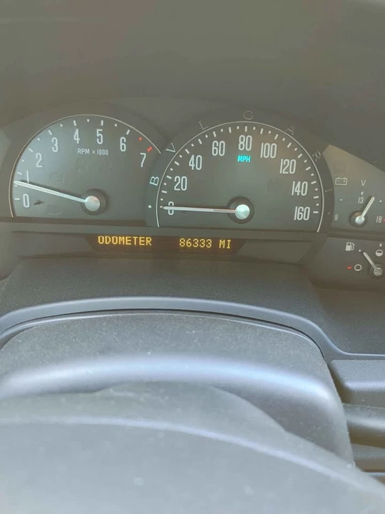 2004 Cadillac XLR - Image 11 of 12