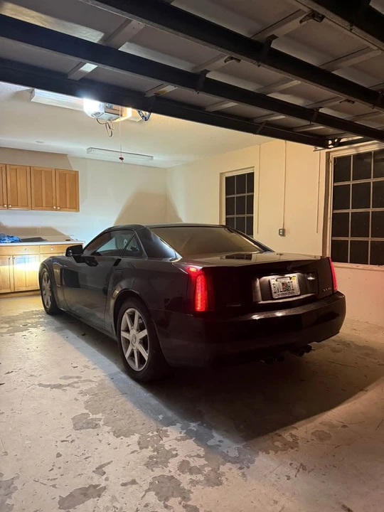 2004 Cadillac XLR - Image 4 of 4