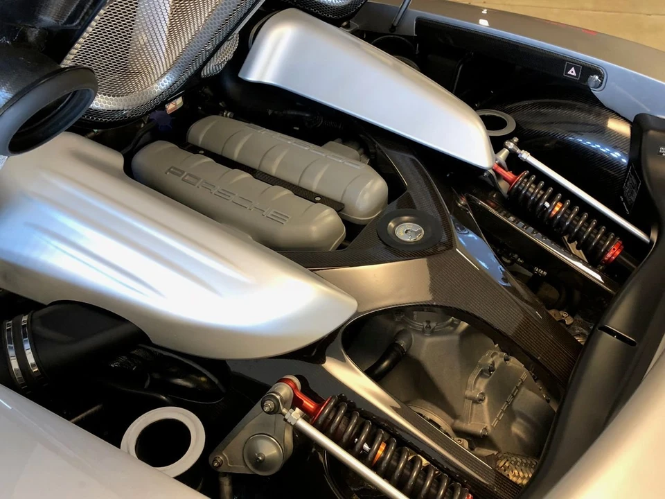 2004 Porsche Carrera GT - Image 18 of 20