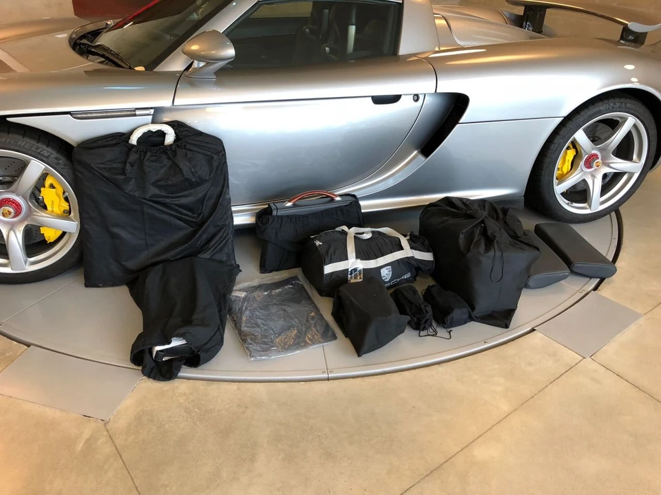 2004 Porsche Carrera GT - Image 13 of 20