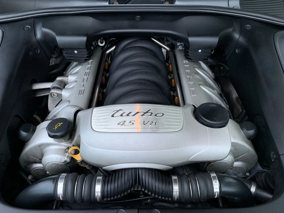 2004 Porsche 955/957 Cayenne Turbo - Image 9 of 31