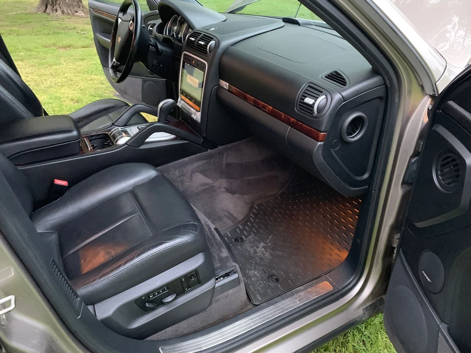 2004 Porsche 955/957 Cayenne Turbo - Image 23 of 31