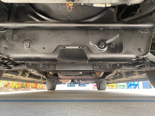 2004 Chevrolet Express - Image 22 of 22