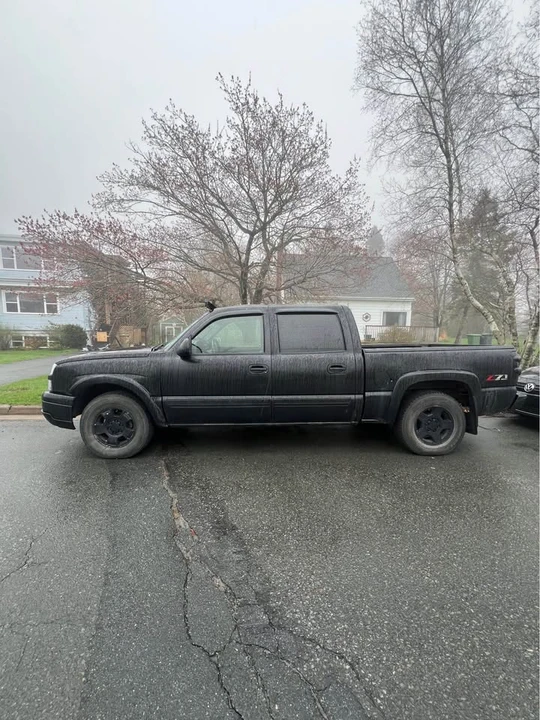 2004 Chevrolet Silverado 1st Gen - Image 2 of 5