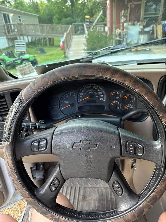 2004 Chevrolet Silverado 1st Gen - Image 4 of 16