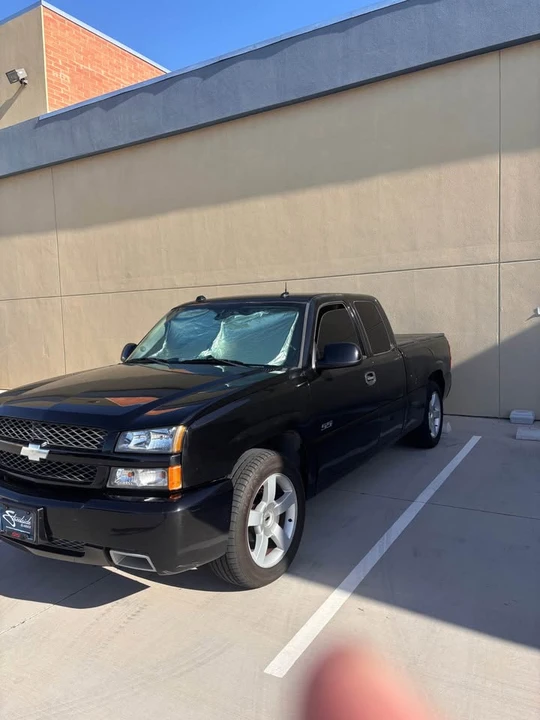 2004 Chevrolet Silverado 1st Gen - Image 2 of 8