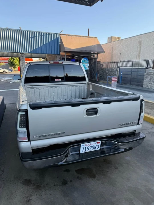 2004 Chevrolet Silverado 1st Gen - Image 6 of 17