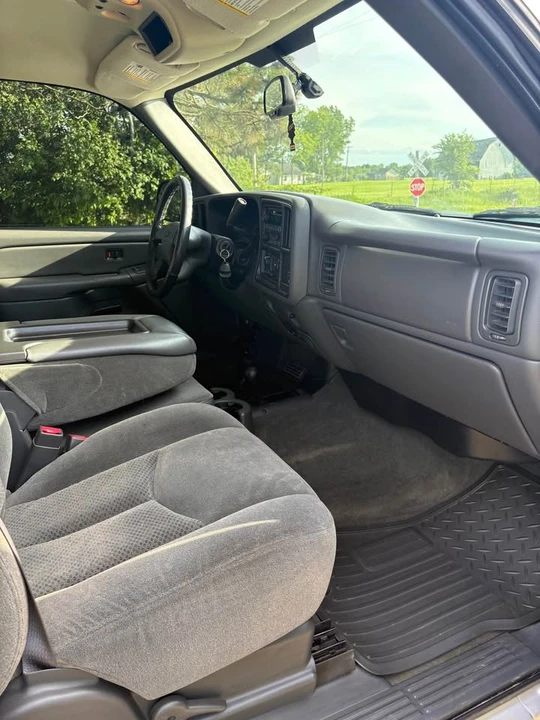 2004 Chevrolet Silverado 1st Gen - Image 9 of 12