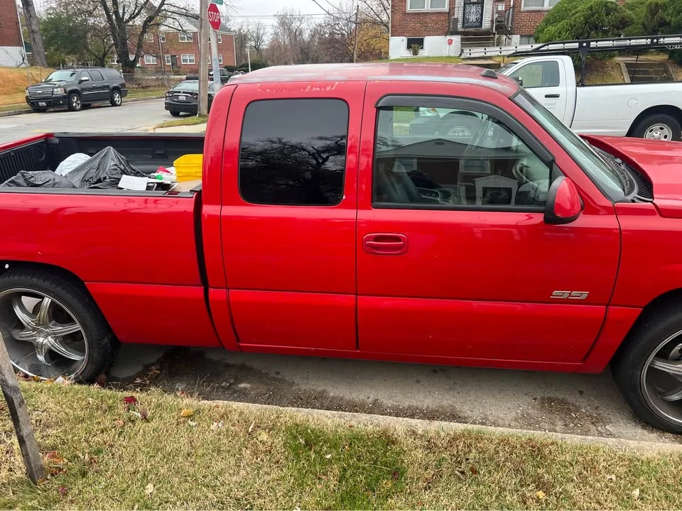2004 Chevrolet Silverado 1st Gen - Image 2 of 5