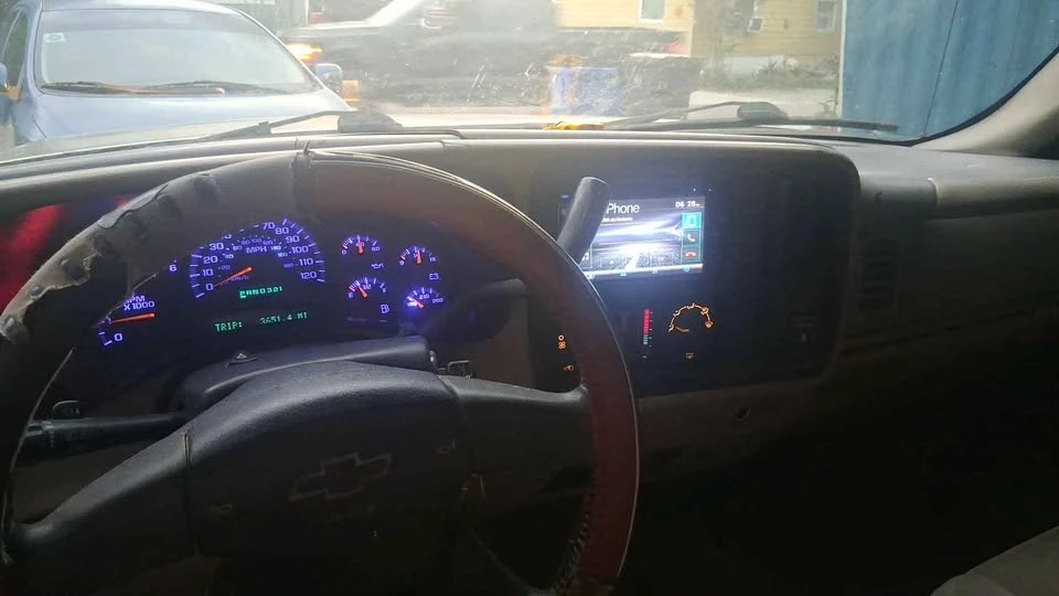 2004 Chevrolet Silverado 1st Gen - Image 3 of 4