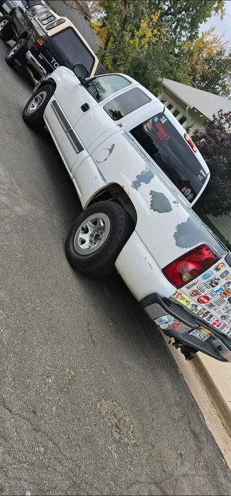 2004 Chevrolet Silverado 1st Gen - Image 2 of 5