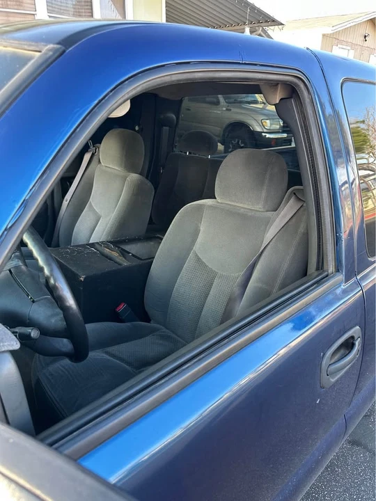 2004 Chevrolet Silverado 1st Gen - Image 2 of 6