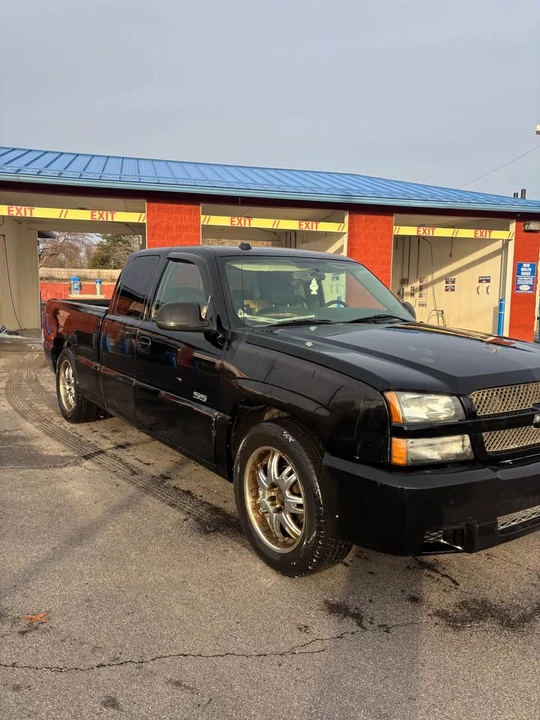 2004 Chevrolet Silverado 1st Gen - Image 4 of 12