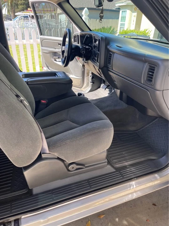 2004 Chevrolet Silverado 1st Gen - Image 9 of 11