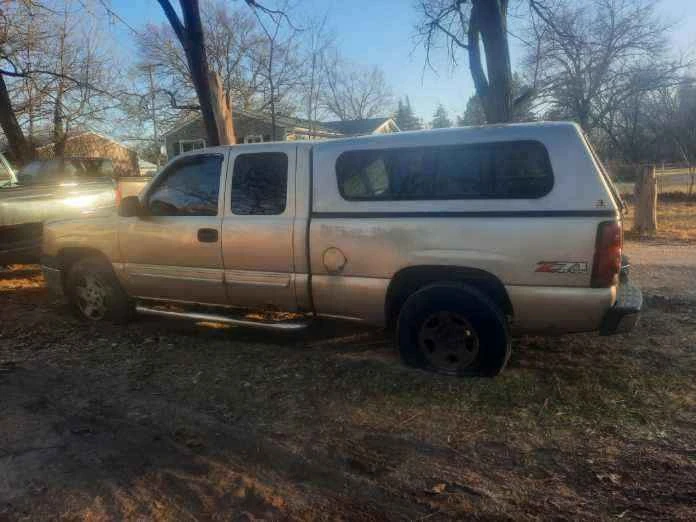 2004 Chevrolet Silverado 1st Gen - Image 3 of 4