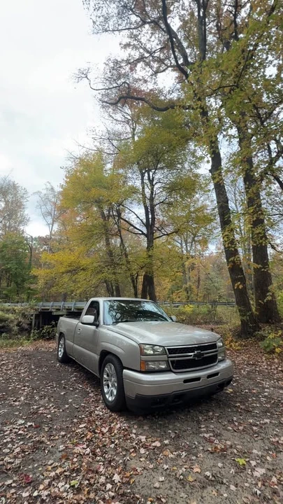 2004 Chevrolet Silverado 1st Gen - Image 2 of 9