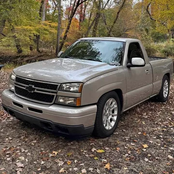 2004 Chevrolet 1500 Regular Cab Short Bed