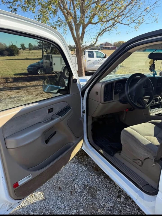 2004 Chevrolet Silverado 1st Gen - Image 4 of 5