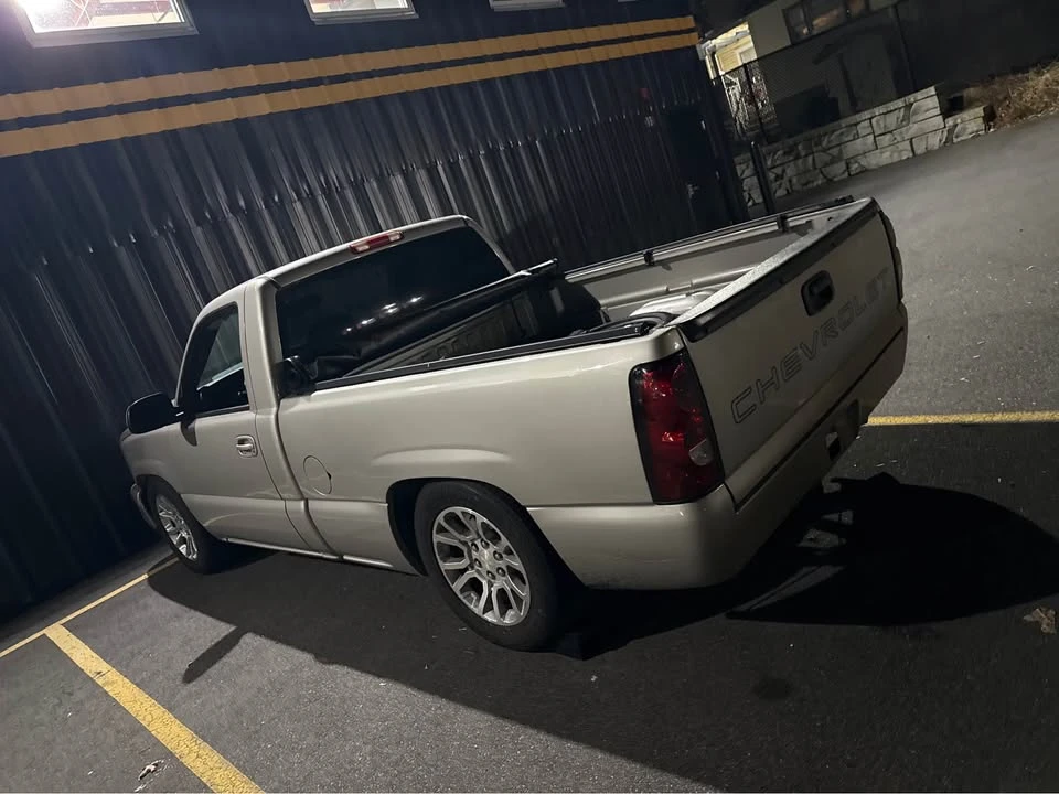 2004 Chevrolet Silverado 1st Gen - Image 6 of 18