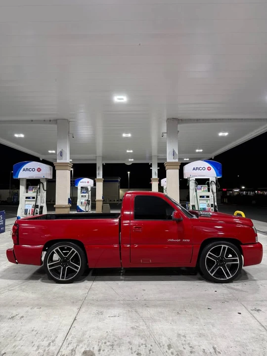 2004 Chevrolet Silverado 1st Gen - Image 8 of 15