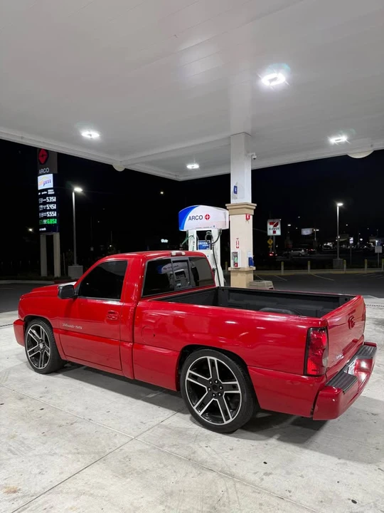 2004 Chevrolet Silverado 1st Gen - Image 5 of 15