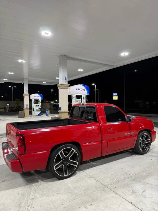 2004 Chevrolet Silverado 1st Gen - Image 10 of 15